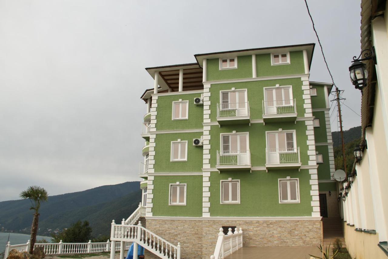غاغرا Guest House Vzgorye المظهر الخارجي الصورة